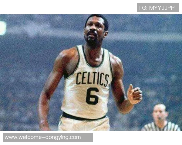 夸梅称赞詹姆斯队友实力质疑乔丹时代是否有双30分搭档 夸梅称赞詹姆斯队友实力质疑乔丹时代是否有双30分搭档