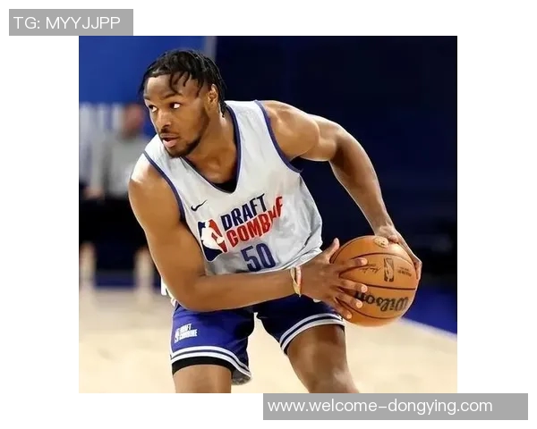 雷迪克称赞黄蜂进攻表现出色并分享防守策略调整经验